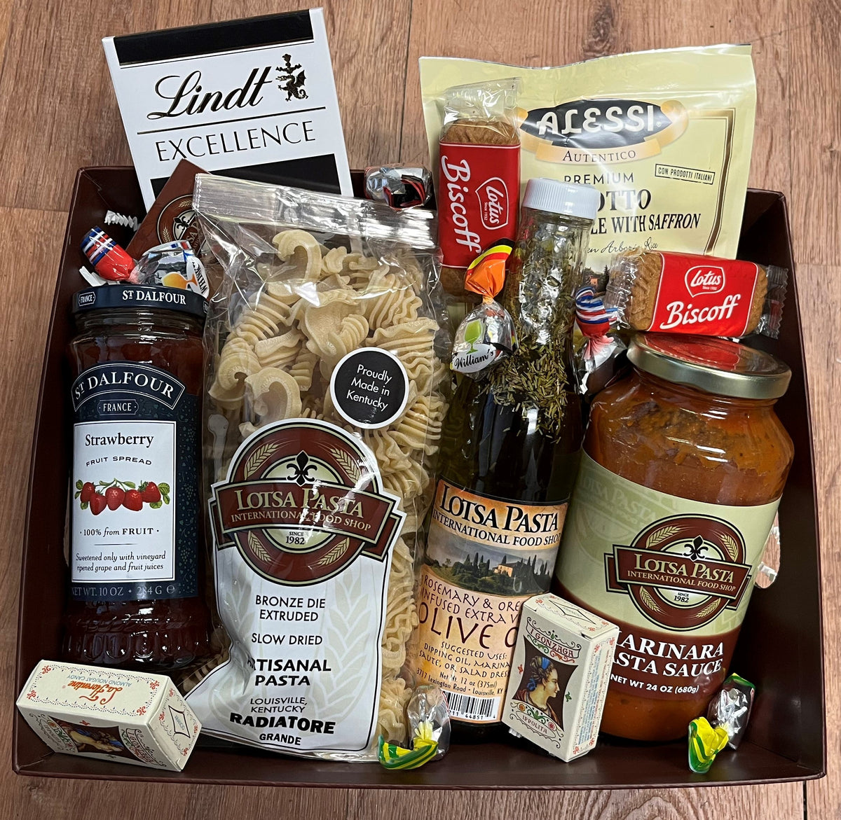 The "Friendship" Basket image 0