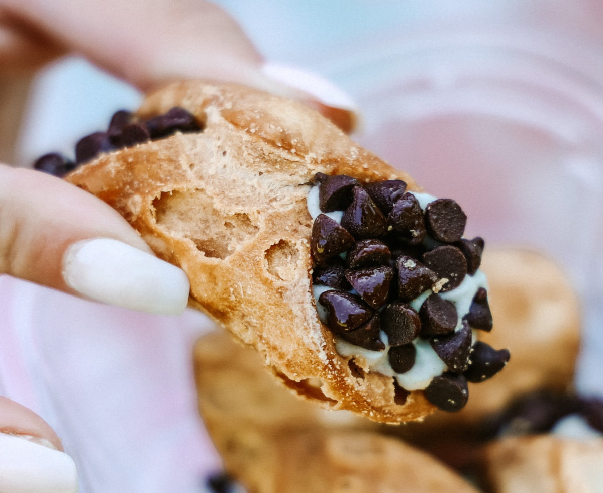 Cannoli (3 count) image 0